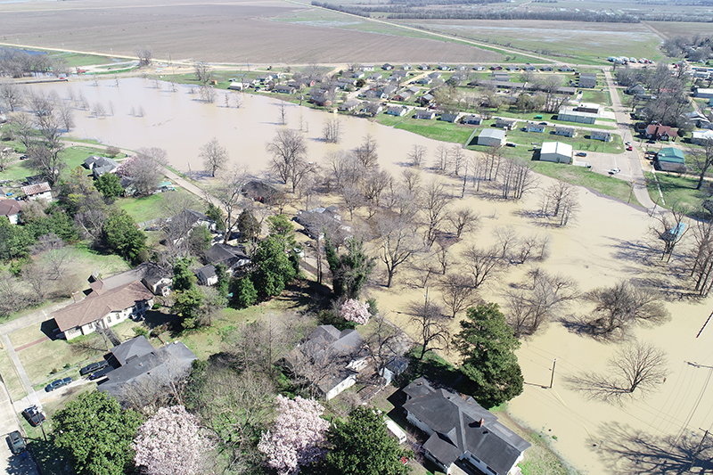 Aerial view of the Yalobusha River well above flood stage