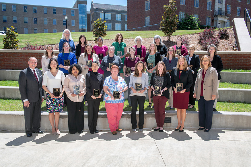 MSU President Mark E. Keenum and Vice President for Research and Economic Development Julie Jordan congratulate the 24 faculty members that have completed the spring 2021 MSU Faculty Leadership Development Institute